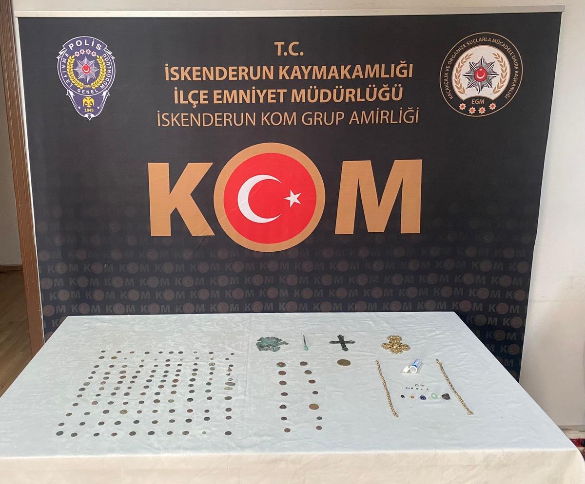 Hatay'da 130 sikke ile 15 obje ele ge&ccedil;irildi