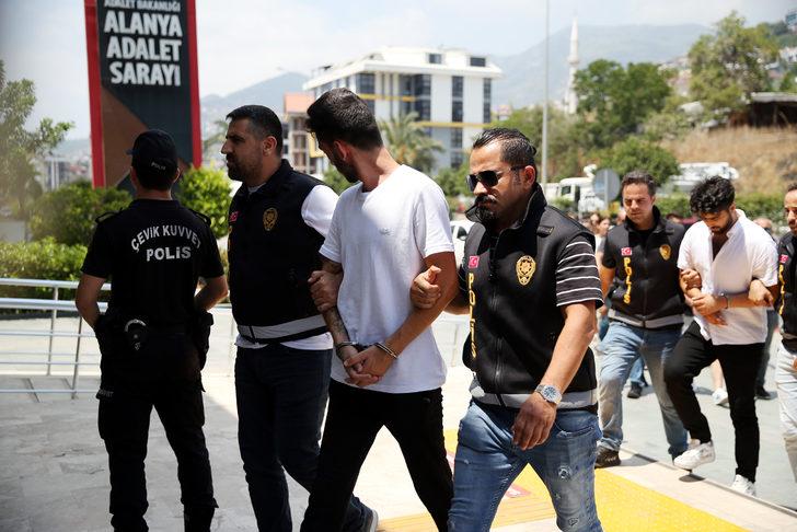 Antalya'da suç örgütüne yönelik operasyonda 9 kişi yakalandı G3