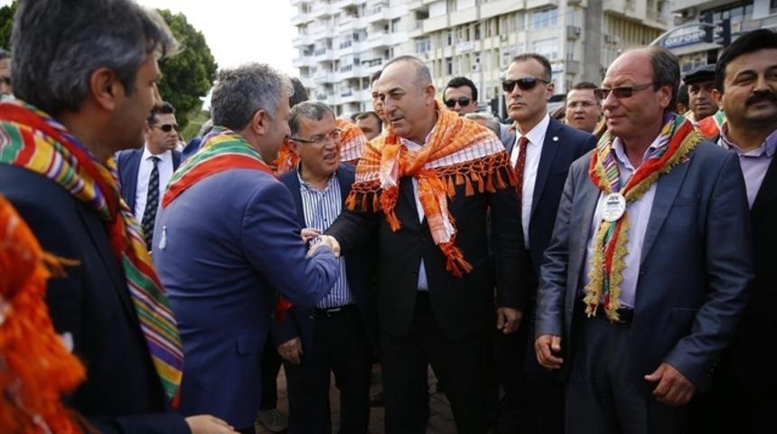 Bakan Çavuşoğlu Yörük Festivali'ne katıldı