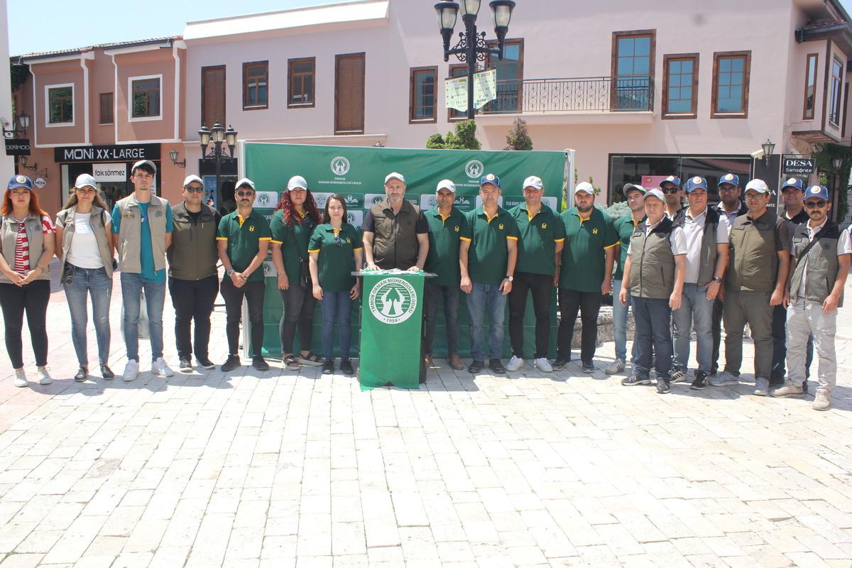 Afyonkarahisar'da orman yangınlarına karşı bilgilendirme broş&uuml;r&uuml; dağıtıldı