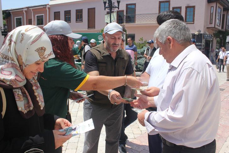 Afyonkarahisar'da orman yangınlarına karşı bilgilendirme broşürü dağıtıldı G5