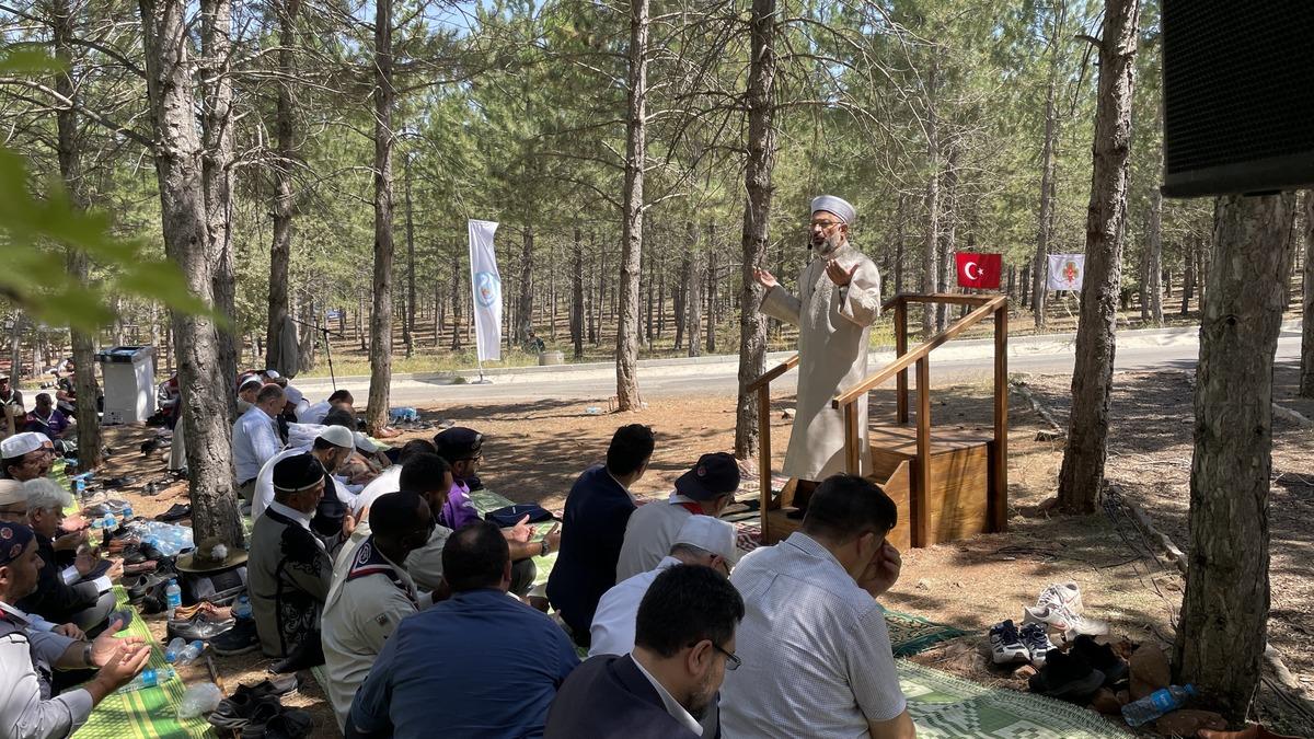 Diyanet İşleri Başkanı Erbaş, Konya'da hutbe irat etti: