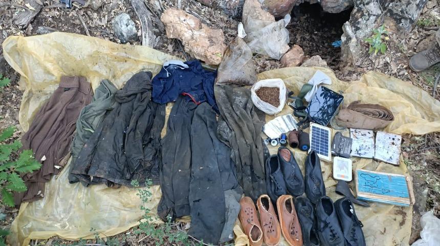 Tunceli'de teröristlerce kullanılan sığınak imha edildi