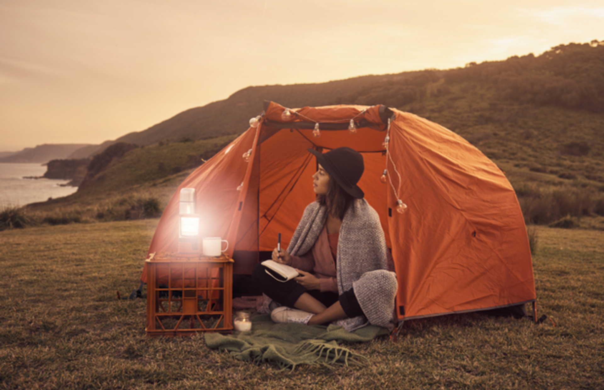 Kampta ışıklandırmayı dert olmaktan çıkarmak isteyenler için en iyi kamp lambaları