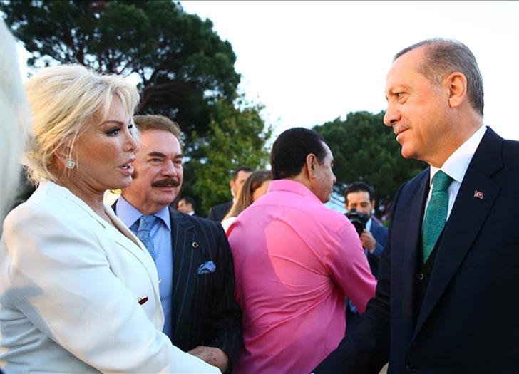 Cumhurbaşkanı Erdoğan'dan koronavirüse yakalanan Ajda Pekkan'a telefon