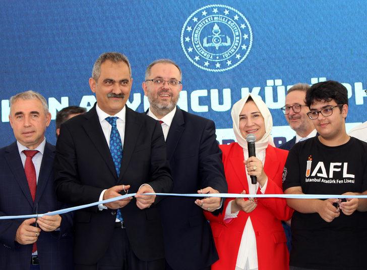 Milli Eğitim Bakanı Özer, Erhan Afyoncu Kütüphanesinin açılışında konuştu: G5