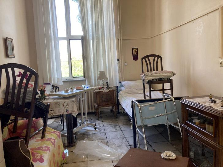 Balıklı Rum Hastanesi'ndeki yangının binanın taşıyıcı unsurlarına zarar vermediği tespit edildi G2