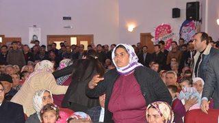 Bakanlar, Ermenek'te protesto edildi