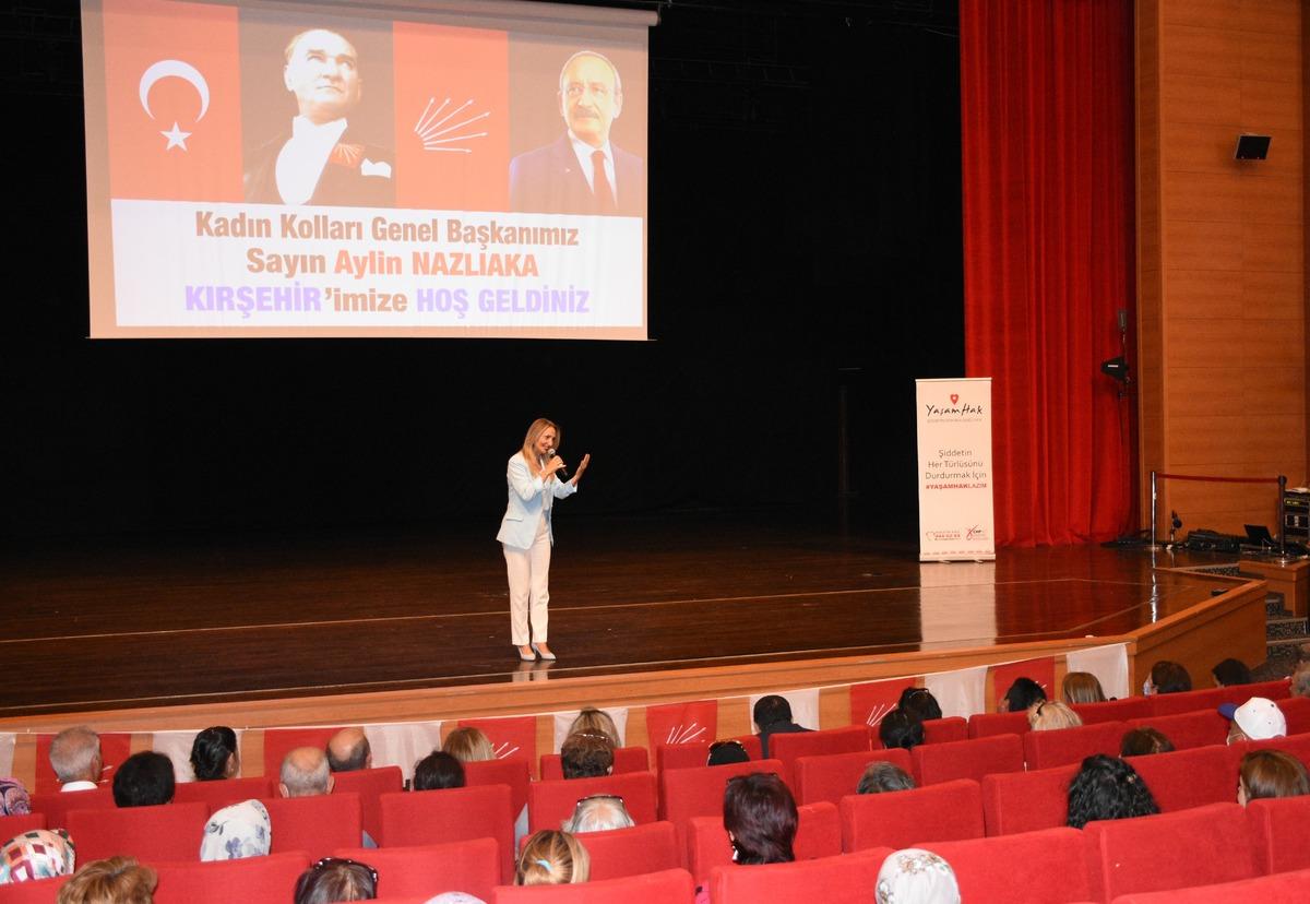CHP'li Nazlıaka, Kırşehir'de kadınlarla bir araya geldi: