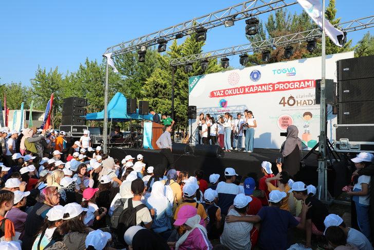 AK Parti Genel Başkan Yardımcısı İleri, Bursa'da TÜGVA yaz okulu kapanış törenine katıldı: G1