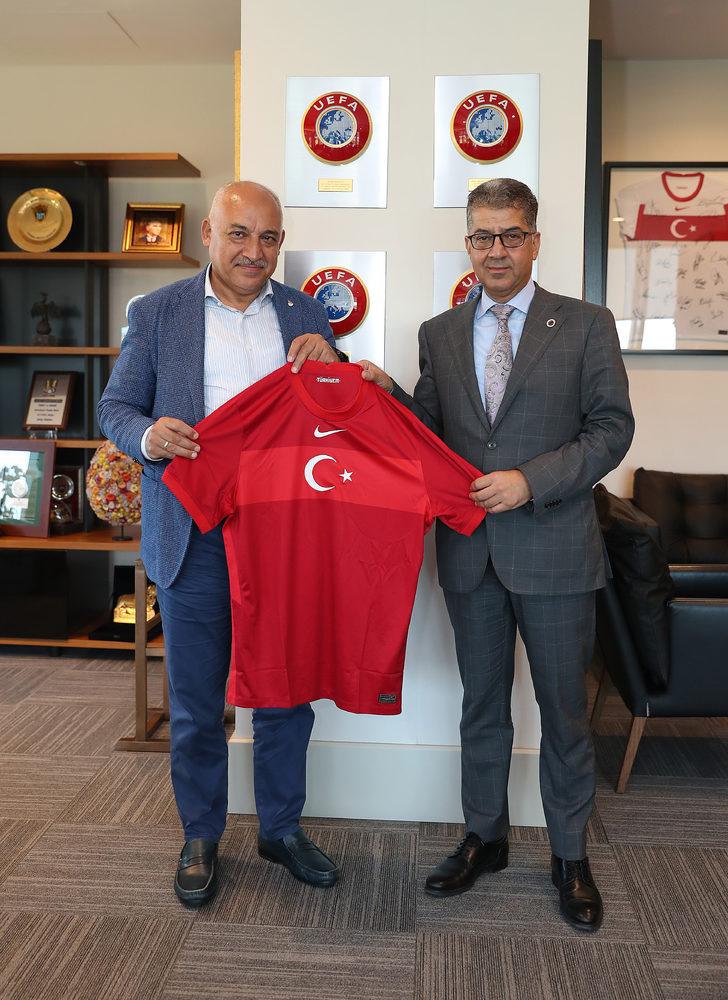 Gençlerbirliği Başkanı Talip Çankırı'dan Mehmet Büyükekşi'ye ziyaret