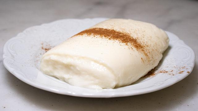 Birkaç malzemeyle hazırlanan nefis bir tatlı: Yalancı tavuk göğsü! Tavuk göğsü tatlısı nasıl yapılır, malzemeleri neler?