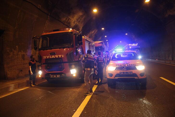Bolu Dağı Tüneli'nde zincirleme trafik kazası meydana geldi G4