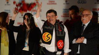 Başbakan Davutoğlu Eskişehir’de havaalanının adını açıkladı