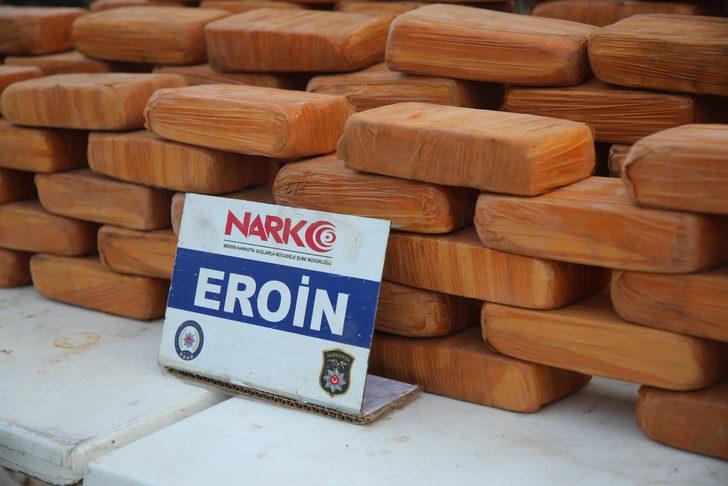 Mersin'de 105 kilogram eroin bulunmasıyla ilgili yakalanan şüpheli tutuklandı G4