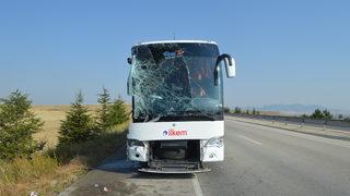 Afyonkarahisar'daki trafik kazasında 2 kişi öldü, 5 kişi yaralandı