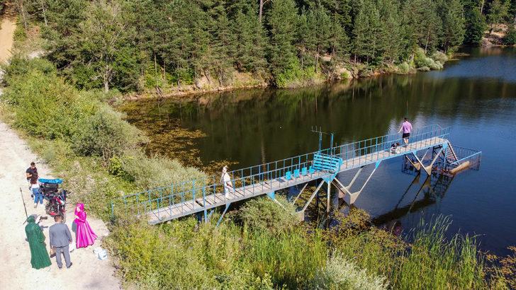Bilecik'teki Bozcaarmut Göleti doğaseverlerce ziyaret ediliyor G1