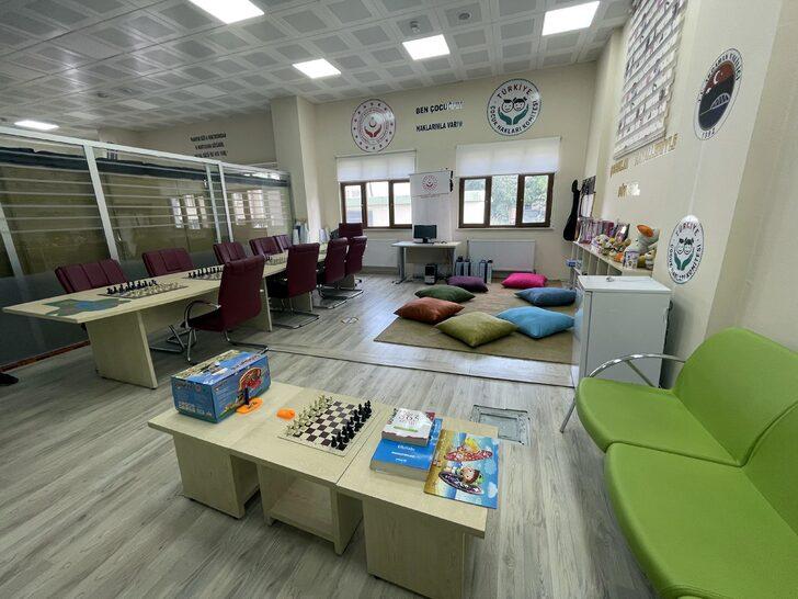 Ardahan'da hizmete giren çocuk görüşme merkezi tanıtıldı G4