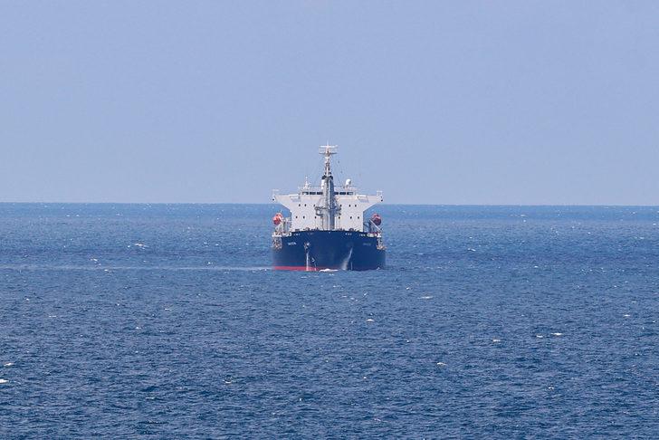 Odessa'dan gelen "Navi-Star" gemisi İstanbul Boğazı'nın Karadeniz girişine ulaştı G3