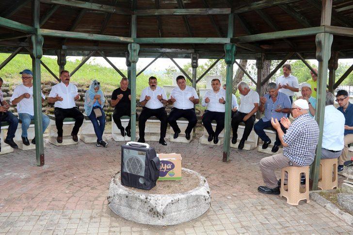 Şemsi Denizer Zonguldak'ta mezarı başında anıldı G2