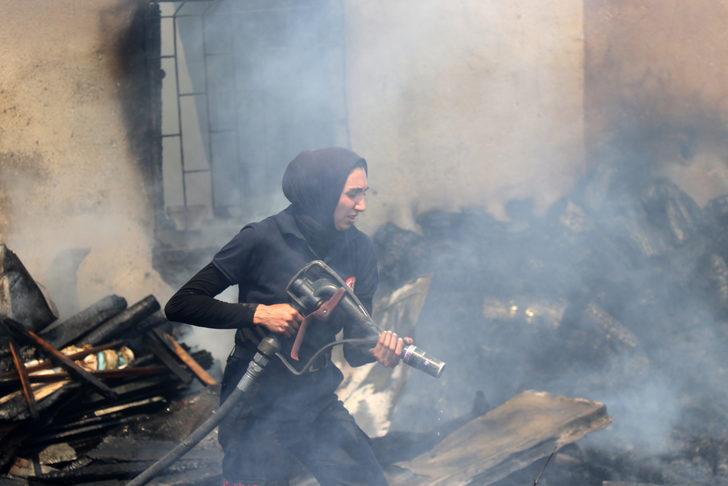 Kayseri'de evini ateşe veren genç gözaltına alındı G3