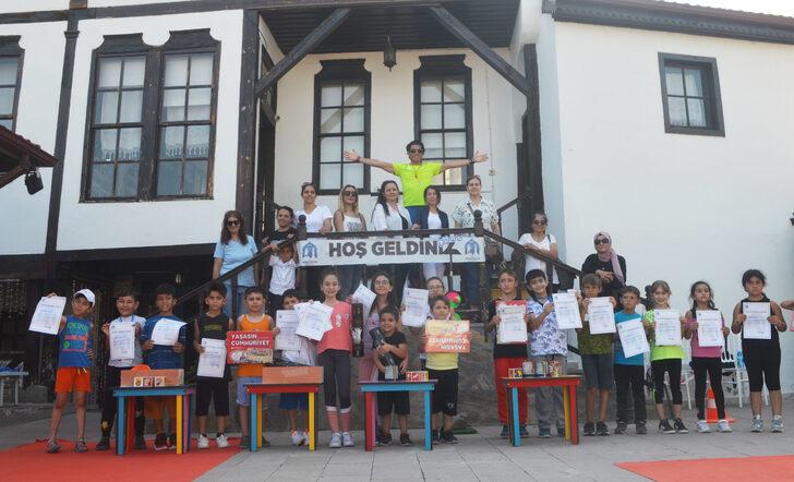 Atık malzemelerle oluşturulan oyun parkuru çocukların eğlencesi oldu G5