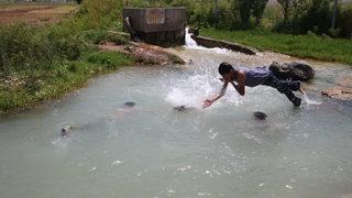Şanlıurfa'da sıcak hava bunaltıyor