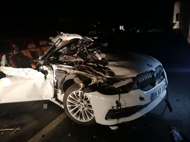Artvin'de otomobil ile tırın çarpıştığı kazada 1 kişi öldü