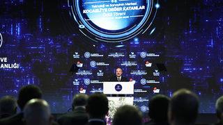 Bakan Varank, Kocaeli'ye Değer Katanlar Ödül Töreninde konuştu: