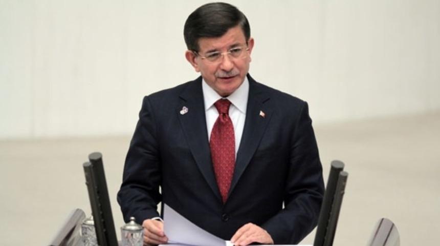 Davutoğlu: 'Kucaklaşmamıza asla engel olamayacaklar'