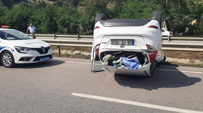 Samsun'da iki otomobiilin çarpışması sonucu 4 kişi yaralandı