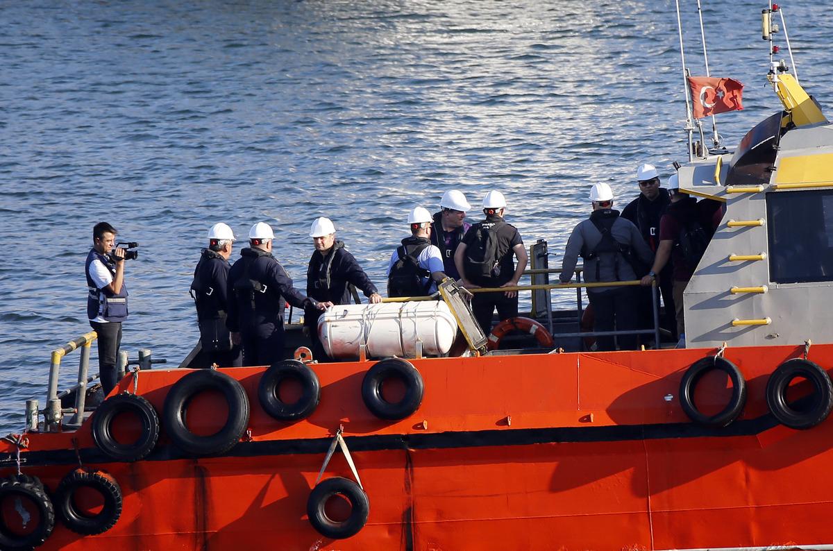 M&uuml;şterek Koordinasyon Merkezi temsilcileri, "Navi-Star" gemisinde denetim i&ccedil;in yola &ccedil;ıktı