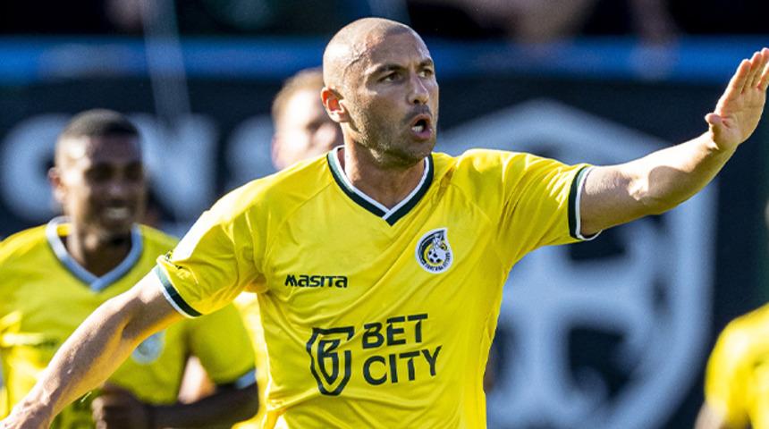 Burak Yılmaz, Hollanda'ya çabuk ısındı! 'Kral'a gol atmak için 21 dakika yetti...