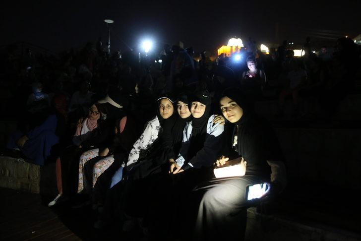 Mardin'de açık havada sinema etkinliği yapıldı G1