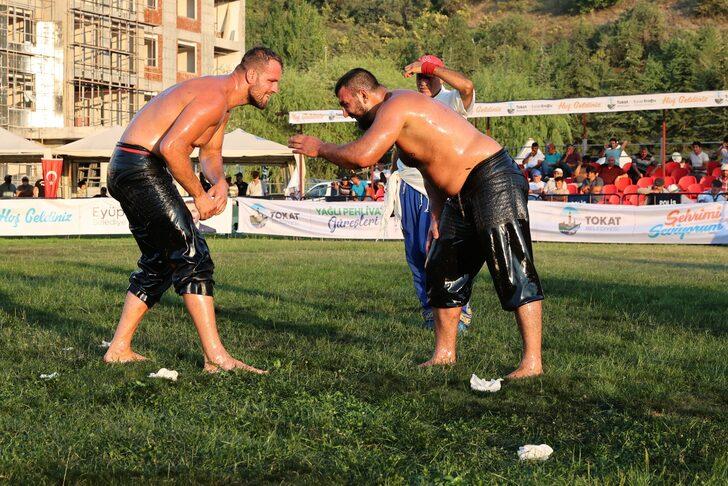 Topçam yağlı pehlivan güreşlerinde başpehlivan Hüseyin Gümüşalan oldu G2