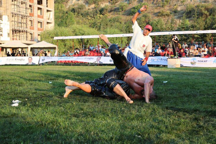 Topçam yağlı pehlivan güreşlerinde başpehlivan Hüseyin Gümüşalan oldu G3