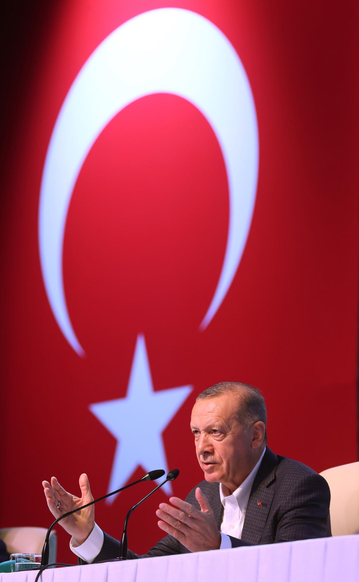 Cumhurbaşkanı Erdoğan, Kocaeli'de AK Parti İl Teşkilatıyla bir araya geldi