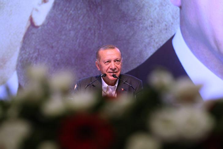 Cumhurbaşkanı Erdoğan, Kocaeli'de AK Parti İl Teşkilatıyla bir araya geldi G2
