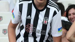 Son dakika spor haberi: Beşiktaş Kayserispor maçında tribünde sürpriz isim! 