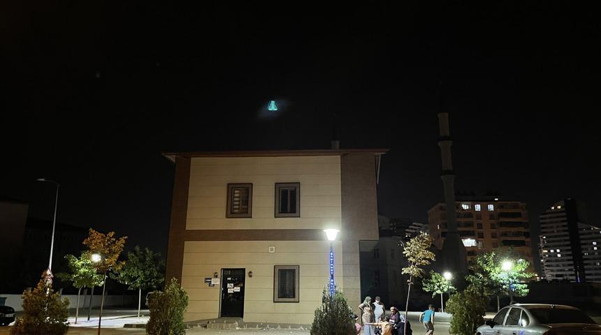 Gaziantep'te öldürülen yakınının taziyesine katılan bir kişi tabancayla yaralandı