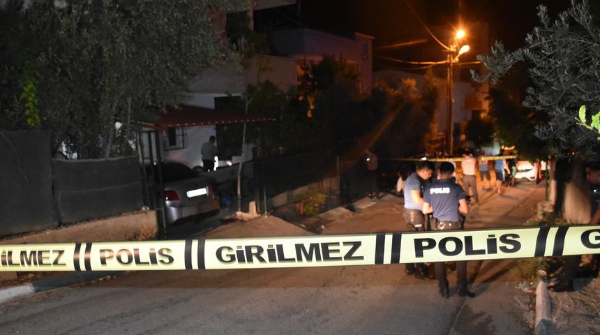 Adana'da kiracı, tartıştığı ev sahibi ile kardeşini silahla yaraladı