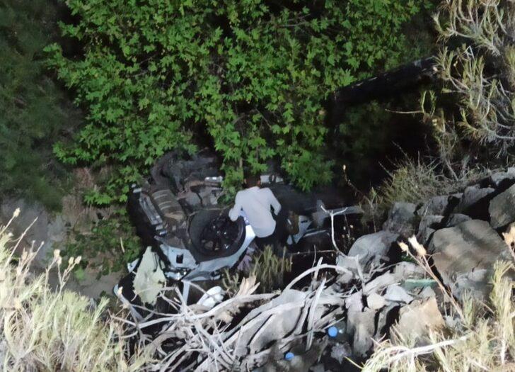 Muğla'da dere yatağına yuvarlanan otomobildeki 2 kişi öldü, 2 kişi yaralandı G2