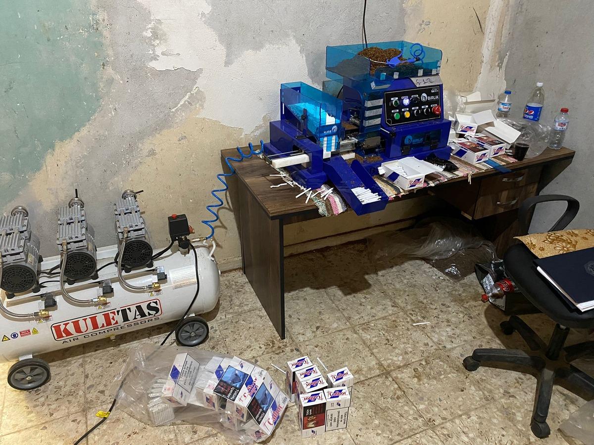 Adana'da 8 milyon 560 bin makaron ele ge&ccedil;irildi