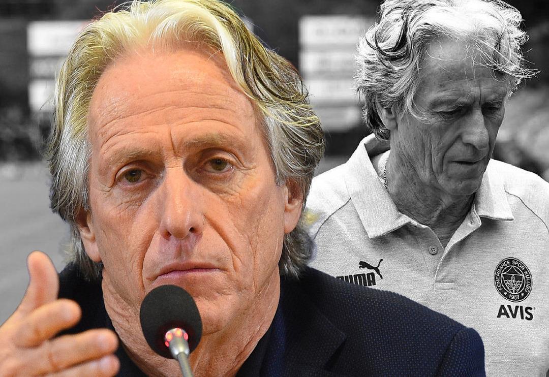 Fenerbah&ccedil;e'de gidecek isimler belli oldu! Liste &ccedil;ok kabarık! 1 dakika bile oynamayan oyuncular var...