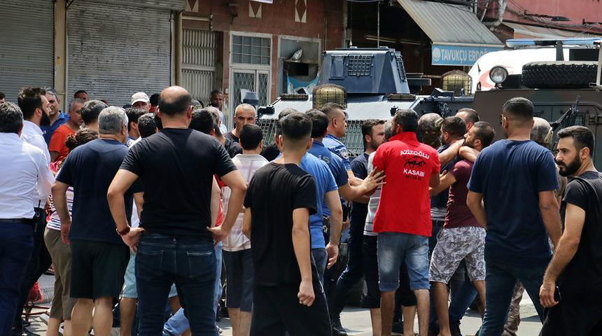 Kayınbirader kasapta dehşet saçtı! Pompalı tüfekle saldırıp rehin aldı, özel harekat polisleri devreye girdi