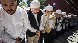 Sümbül Efendi Tekkesi'nde aşure kaynatıldı