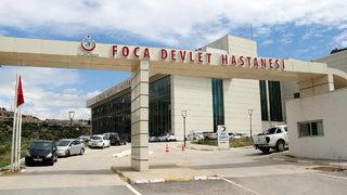 Denizden kurtarıldı, hastanede makasla saldırdı! İzmir'de alkollü adam dehşet saçtı