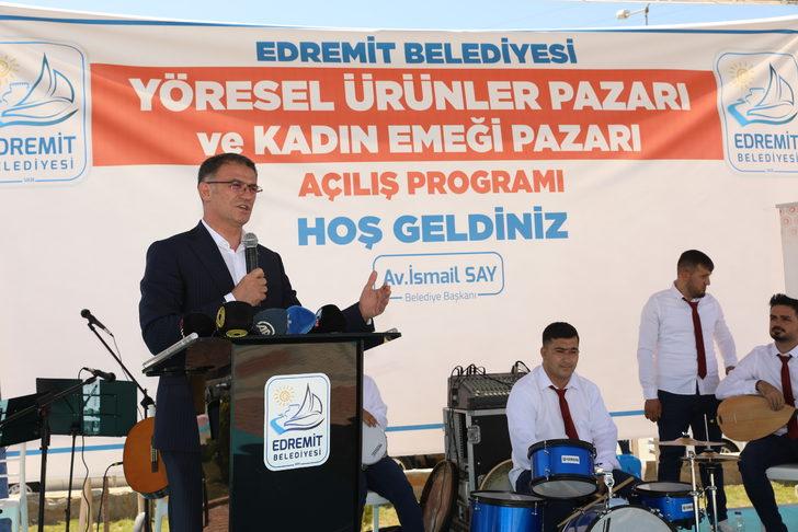 Van'da "Edremit Yöresel Ürünler Pazarı" açıldı G5