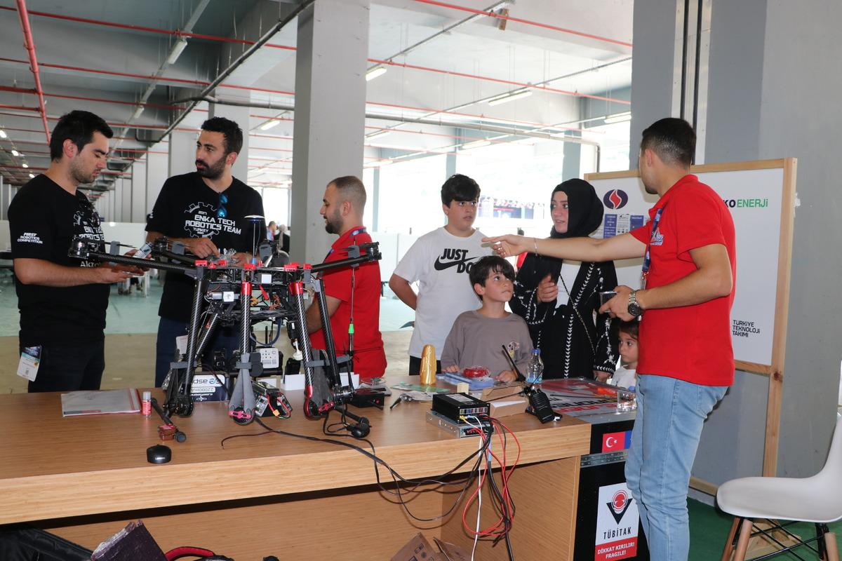 TEKNOFEST KARADENİZ Trabzon yarışmaları &ouml;d&uuml;l t&ouml;reni d&uuml;zenlendi