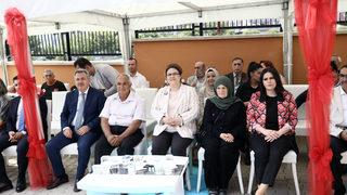 Aile ve Sosyal Hizmetler Bakanı Yanık, Adana'da huzurevi açılışında konuştu: